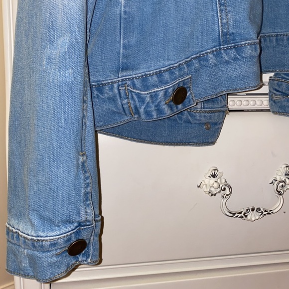 Brand New Denim Jacket - Picture 6 of 7